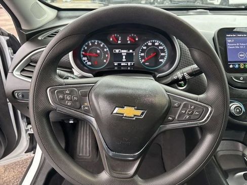 Used 2024 Chevrolet Malibu LS w/ Driver Confidence Package FWD image 16