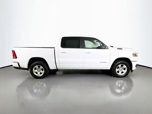 Used 2025 RAM 1500 Big Horn AWD/4WD image 5