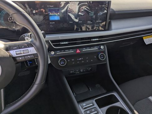 Certified 2025 Hyundai Sonata SEL image 10