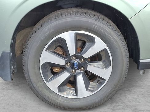 Used 2018 Subaru Forester 2.5i Premium w/ All-Weather Package image 7