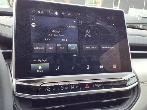 Certified 2025 Jeep Compass Limited image 11