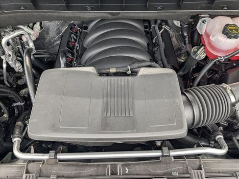 New 2026 Chevrolet Suburban Z71 w/ Z71 Off-Road Package image 17