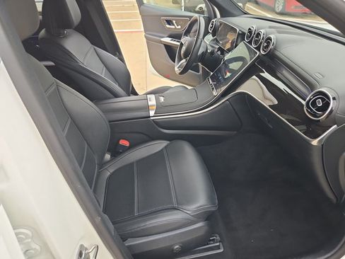 Used 2024 Mercedes-Benz GLC 300 w/ Winter Package image 21