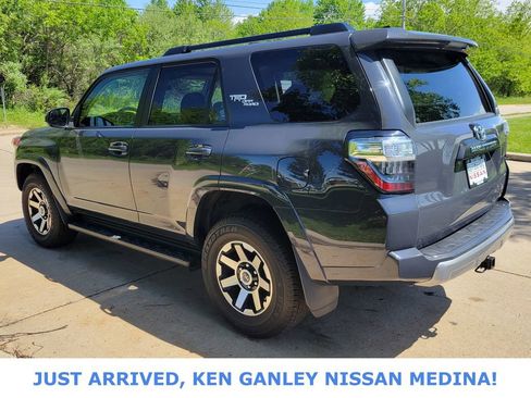 Used 2024 Toyota 4Runner TRD Off-Road AWD/4WD image 5