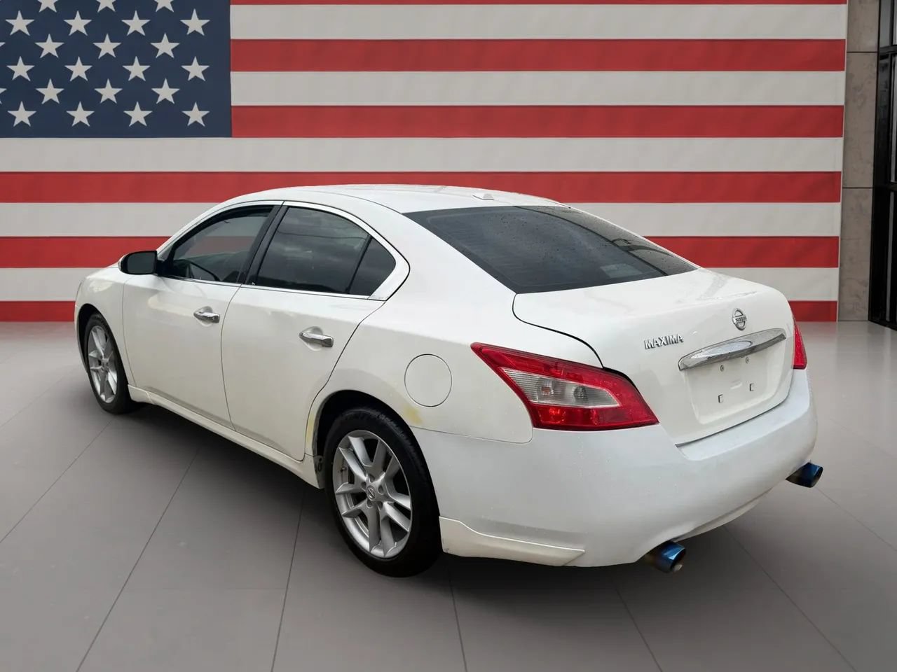 Used 2011 Nissan Maxima 3.5 SV w/ Monitor Pkg FWD image 9