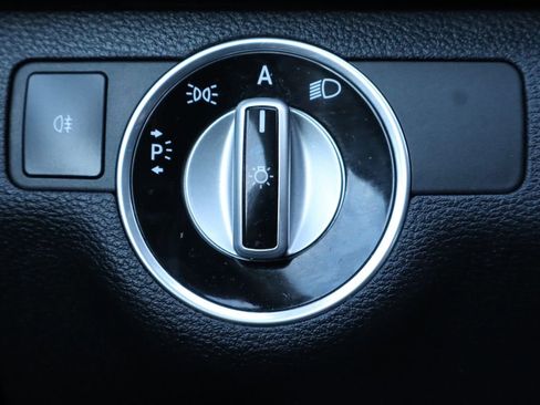 Used 2011 Mercedes-Benz E 350 4MATIC image 29