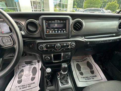 Used 2023 Jeep Wrangler Sport AWD/4WD image 10