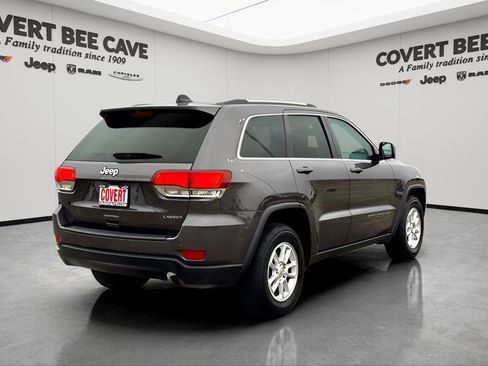 Used 2020 Jeep Grand Cherokee Laredo image 6