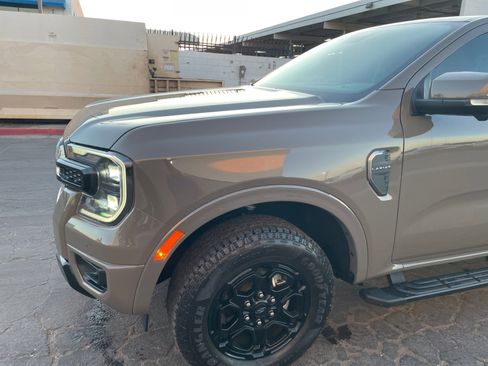 Used 2025 Ford Ranger Lariat w/ FX4 Off-Road Package AWD/4WD image 10