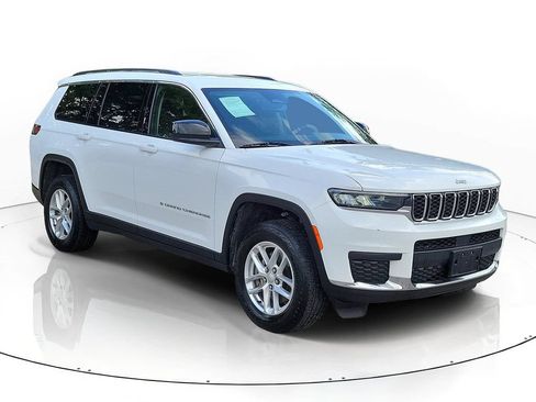 Used 2023 Jeep Grand Cherokee L Laredo AWD/4WD image 3
