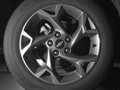 Used 2025 Chevrolet Trax LT FWD image 15