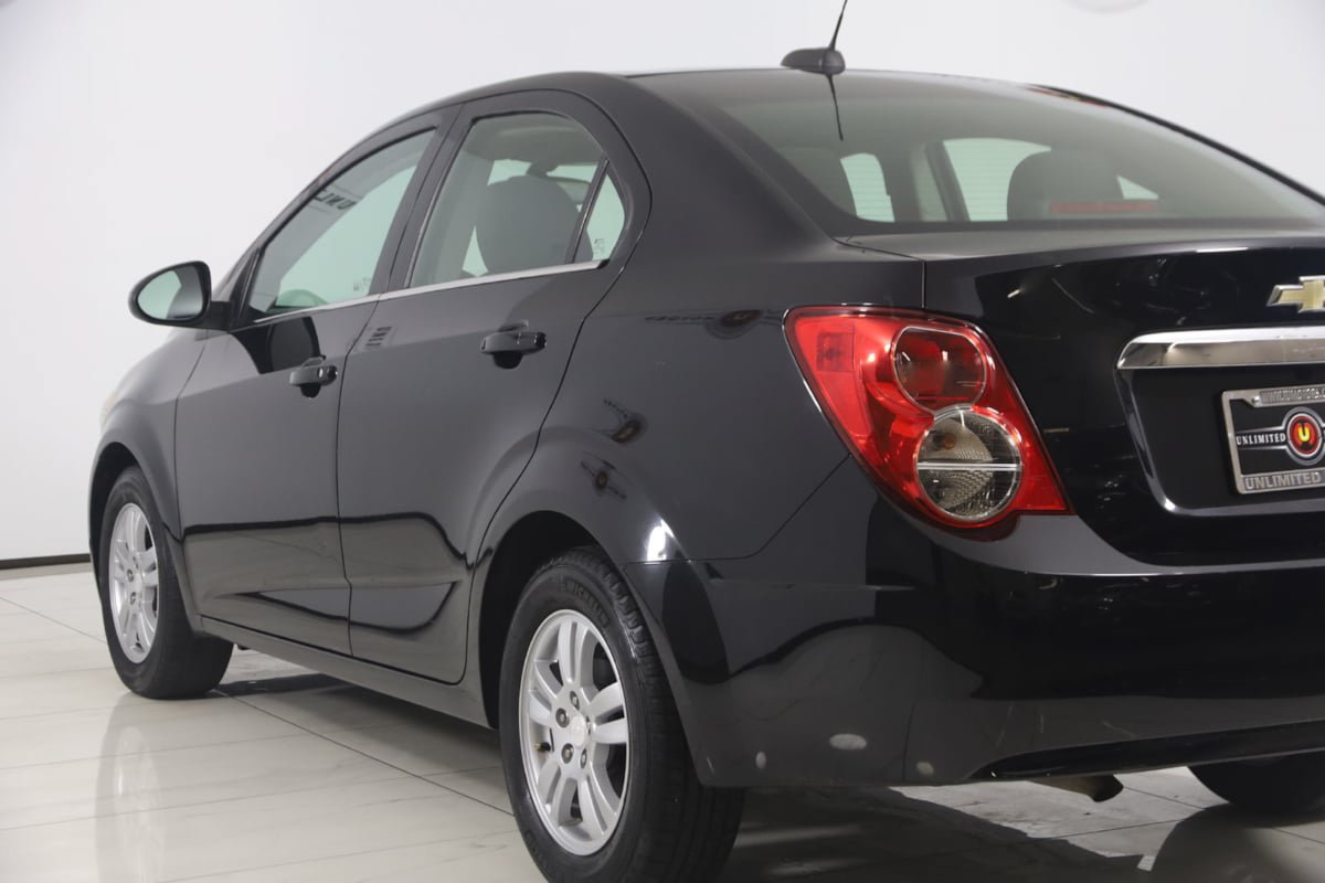 Used 2016 Chevrolet Sonic LT FWD image 19