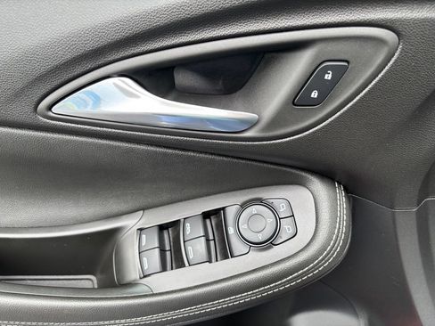 Used 2026 Buick Encore GX Preferred FWD image 13