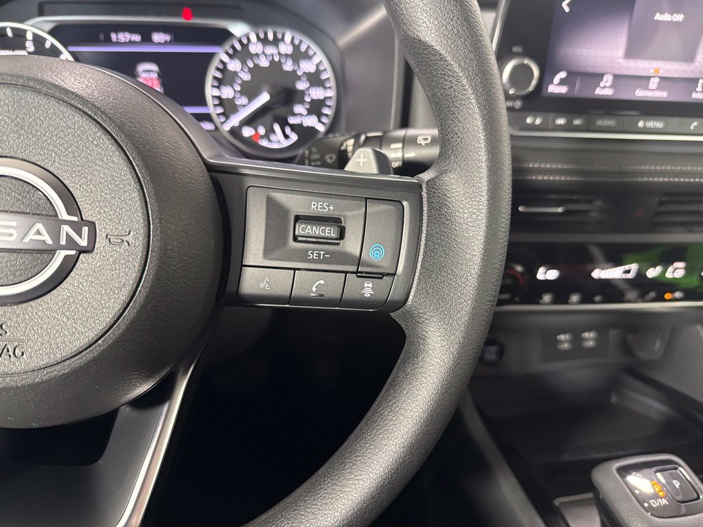 Used 2024 Nissan Rogue SV AWD/4WD image 23
