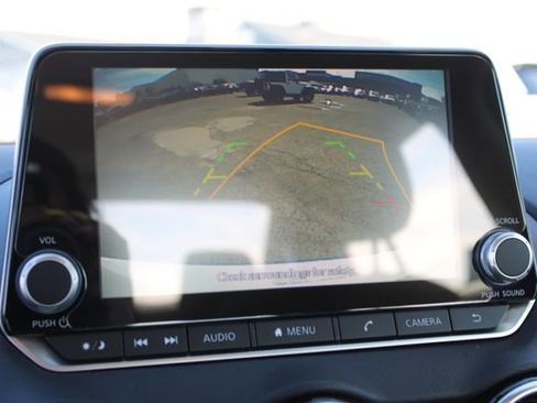 Used 2022 Nissan Sentra SR w/ Electronics Package FWD image 28