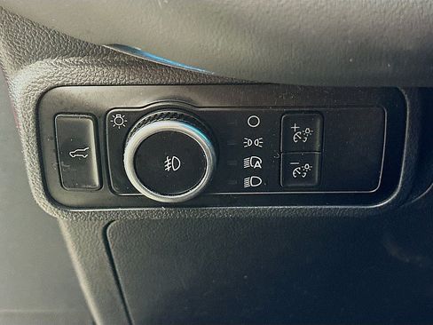 Used 2025 Ford Explorer ST w/ Sun And Sound Package AWD/4WD image 10
