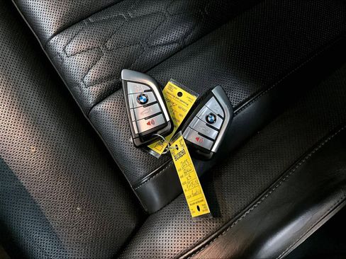 Used 2023 BMW X5 M50i w/ Executive Package image 13