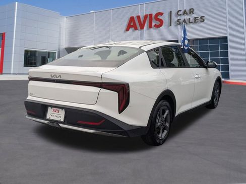 Used 2025 Kia K4 LXS image 6