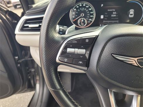 Used 2024 Genesis G70 2.5T image 19