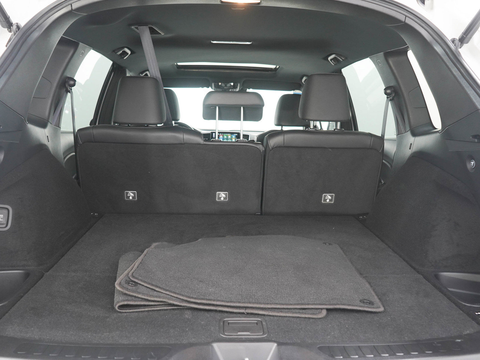 Used 2023 Honda Passport Touring image 9