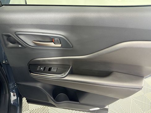 Used 2026 Toyota Crown Limited image 49