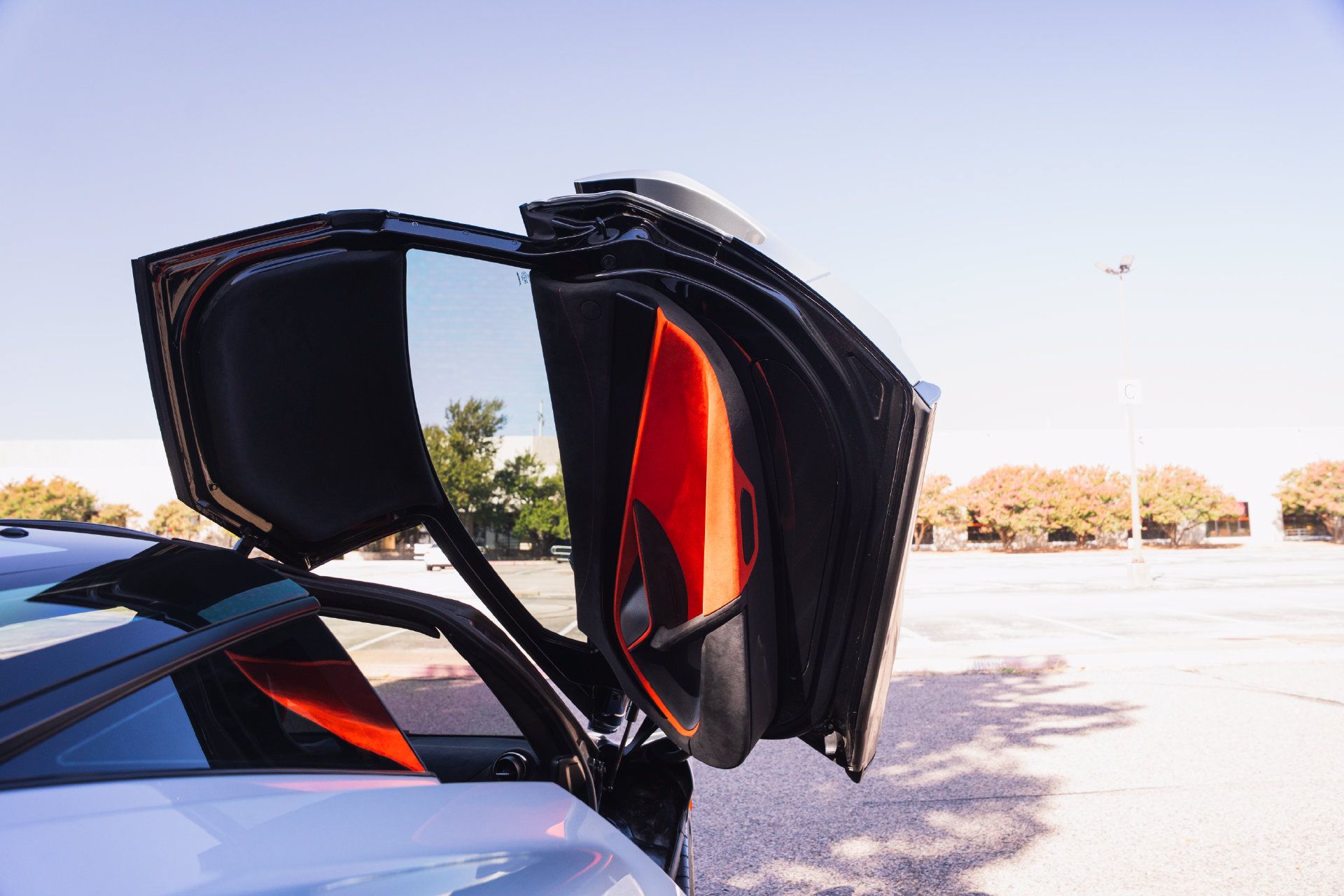 Used 2021 McLaren 765LT RWD image 84