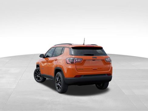 New 2026 Jeep Compass Latitude image 3