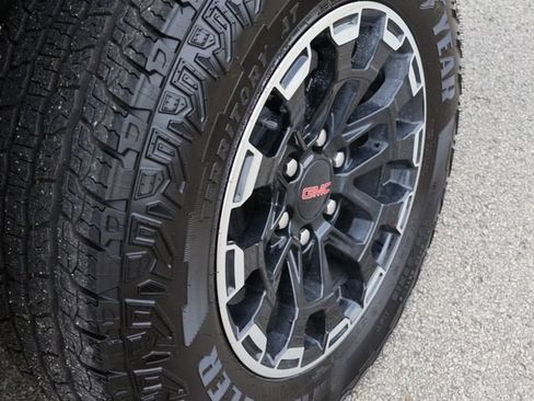 Used 2026 GMC Canyon AT4 AWD/4WD image 42