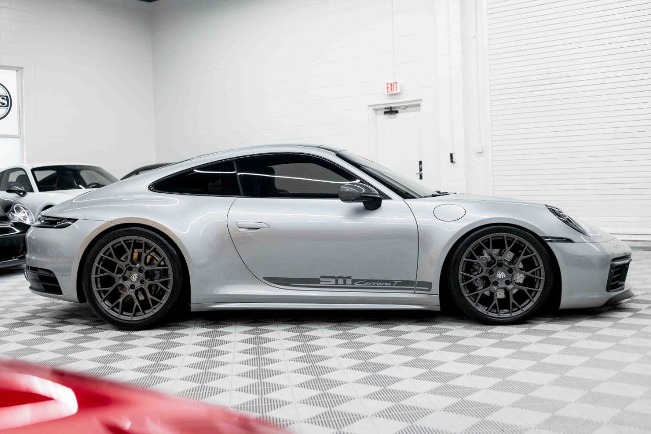 Used 2023 Porsche 911 Carrera T RWD image 8