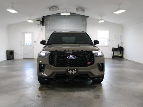 New 2026 Ford Explorer ST w/ Sun And Sound Package AWD/4WD image 2