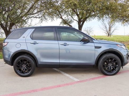 Used 2018 Land Rover Discovery Sport SE image 8