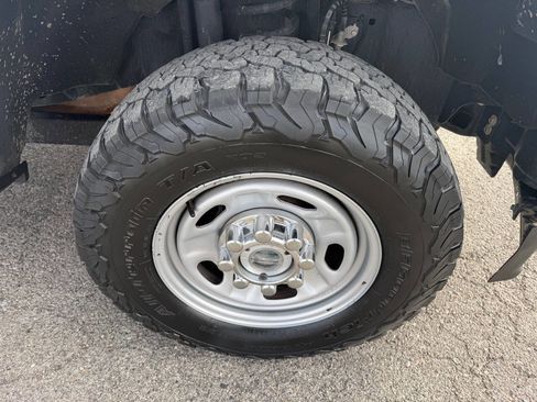 Used 2020 Ford F250 XL w/ Power Equipment Group image 13