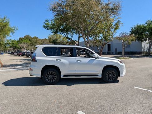 Used 2023 Lexus GX 460 Premium image 4