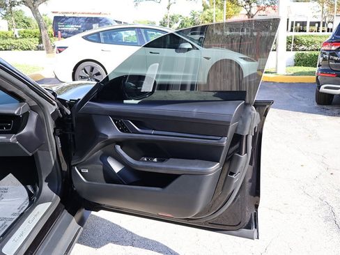 Used 2020 Porsche Taycan Turbo image 26