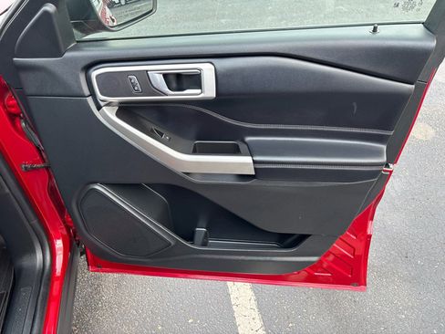 Used 2021 Ford Explorer XLT w/ Equipment Group 202A image 43