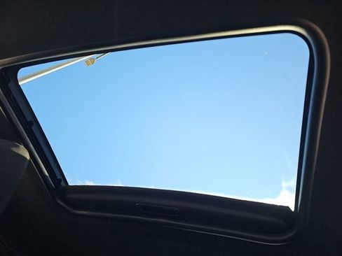 Used 2018 Chevrolet Camaro LT w/ RS Package image 19