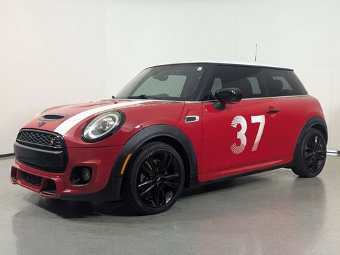 Used 2021 MINI Cooper S w/ 6.5" Touchscreen Package FWD image 3