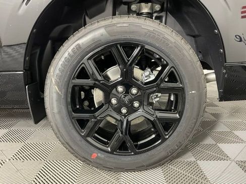 New 2025 Ford Maverick Lobo image 10