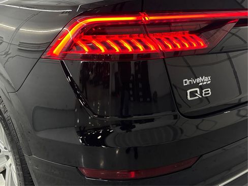 Used 2019 Audi Q8 Premium image 35