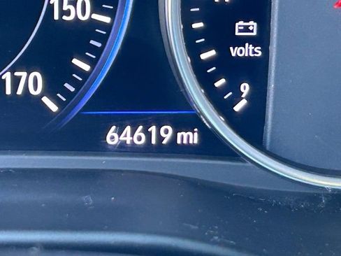 Used 2022 Buick Enclave Premium image 23