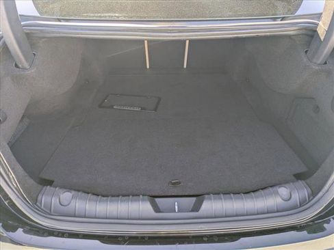 Used 2016 Jaguar XF Premium image 6