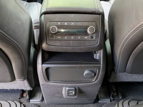 Used 2016 Buick Enclave Premium image 22