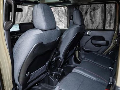 New 2025 Jeep Wrangler Unlimited Rubicon w/ Safety Group image 12