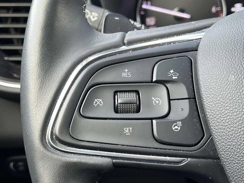 Certified 2023 Buick Envision Essence image 30