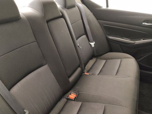 Used 2019 Nissan Altima 2.5 S FWD image 19