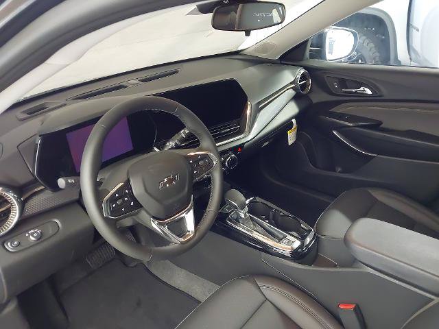New 2026 Chevrolet Trax ACTIV w/ Driver Confidence Package FWD image 2