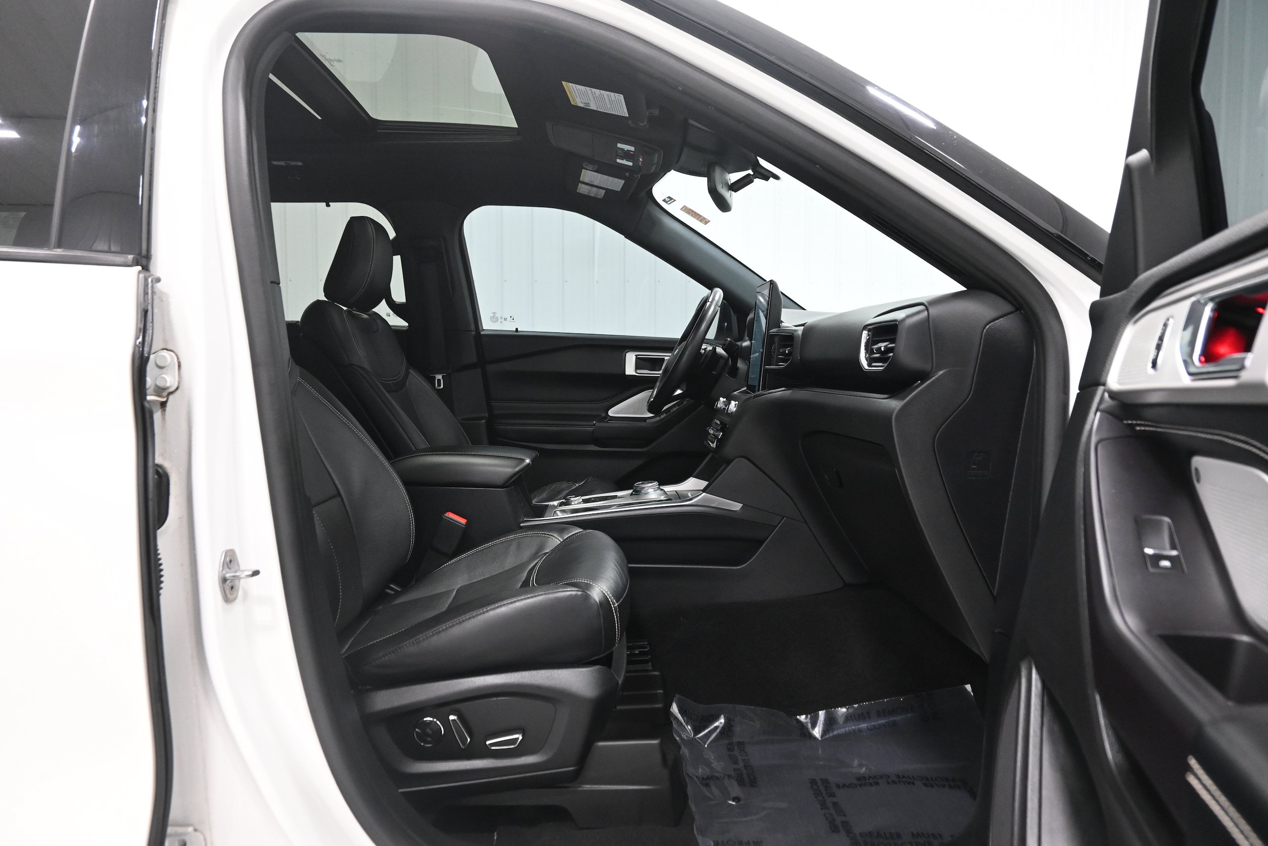 Used 2020 Ford Explorer ST w/ Premium Technology Package AWD/4WD image 30