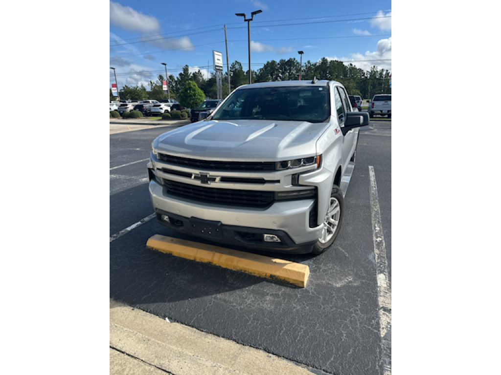 Used 2021 Chevrolet Silverado 1500 RST w/ Safety Package AWD/4WD image 1