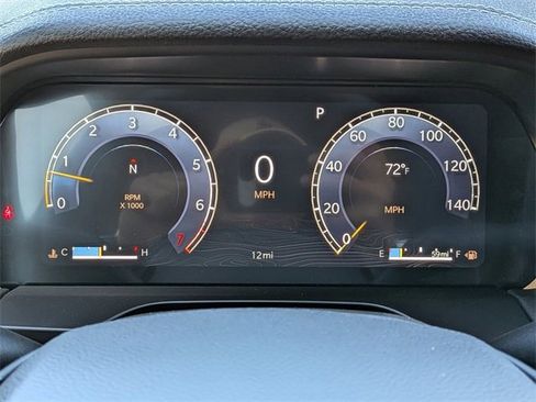 New 2025 Jeep Grand Cherokee Limited w/ Luxury Tech Group II image 31