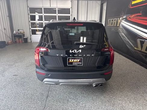 Used 2022 Kia Telluride SX FWD image 14